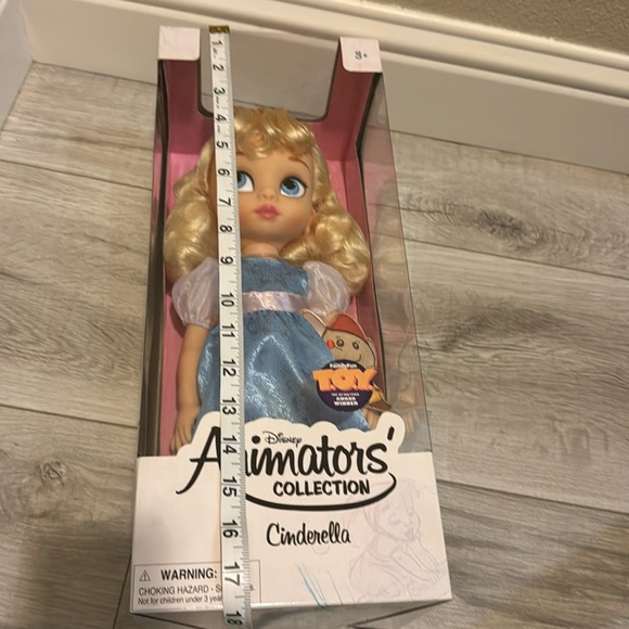 Disney Animators' Collection Cinderella Doll - Picture 17 of 17